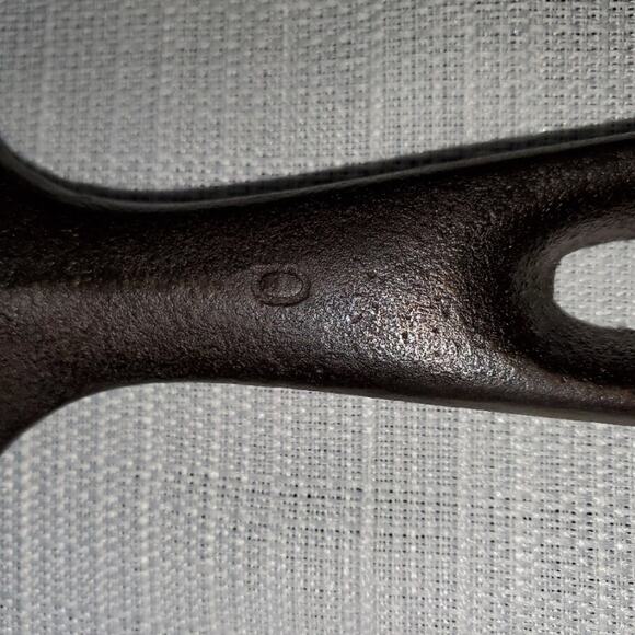 Vintage Unmarked #5 Wagner Cast Iron Skillet - Circa 1960's - Picture 9 of 9